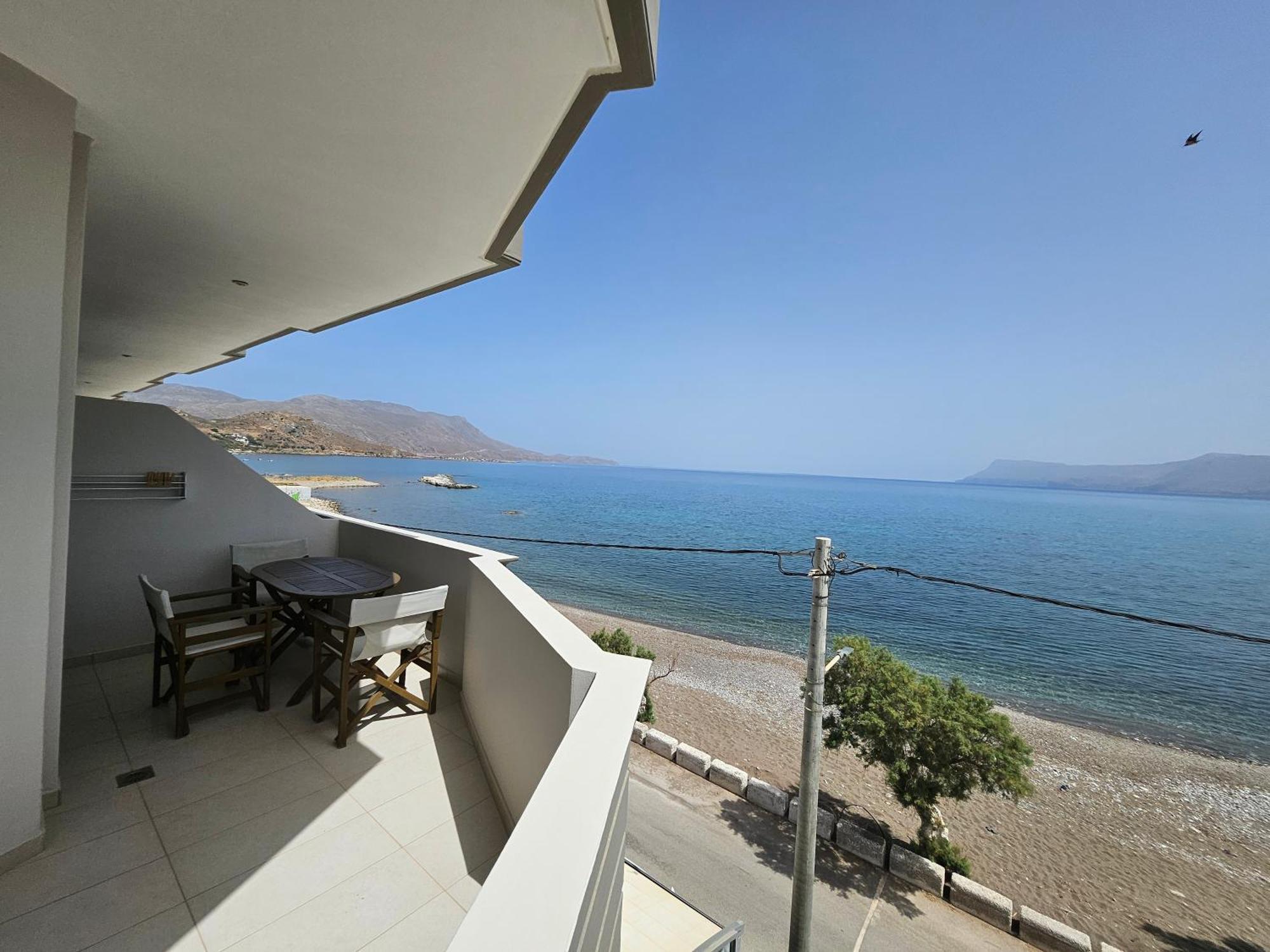 Christina Beach Hotel Kissamos Bagian luar foto