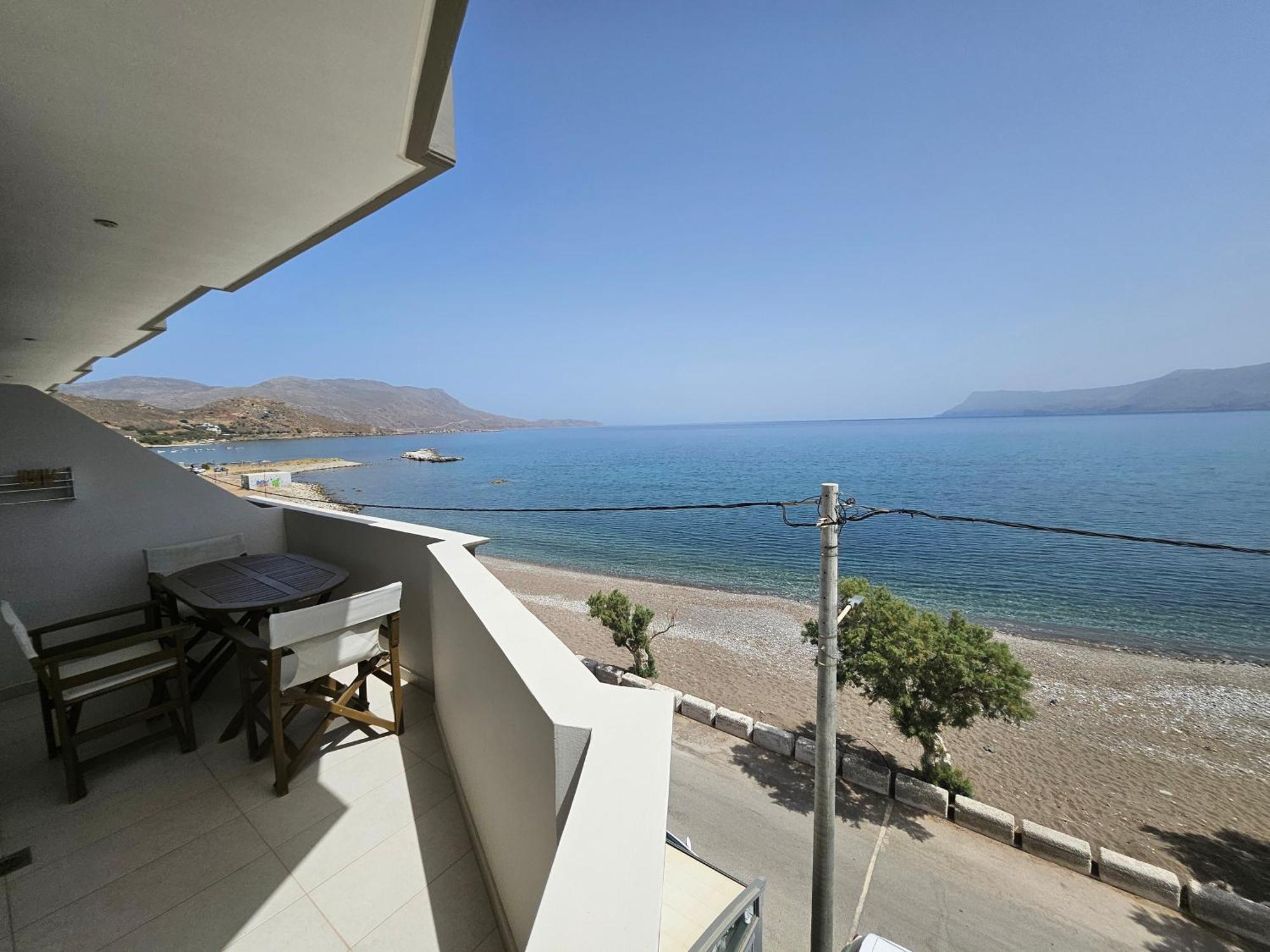 Christina Beach Hotel Kissamos Bagian luar foto